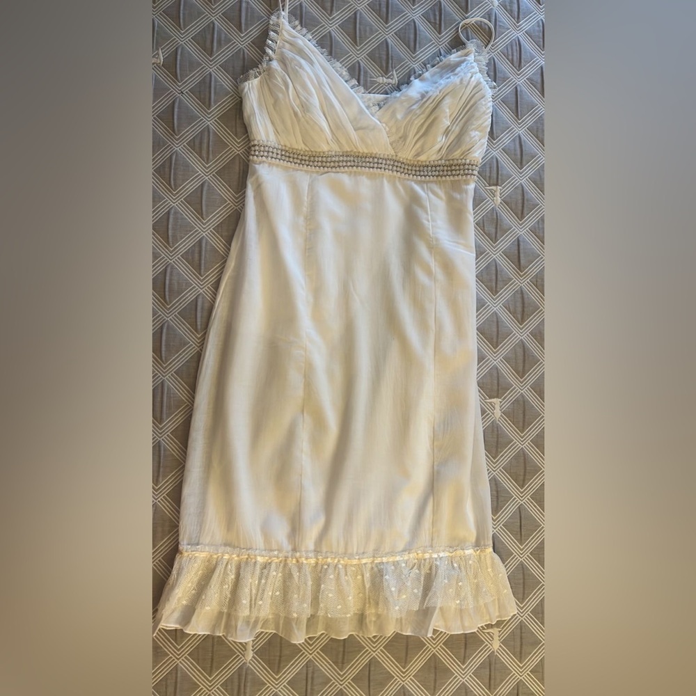 Nemo Elegant white mini dress size M